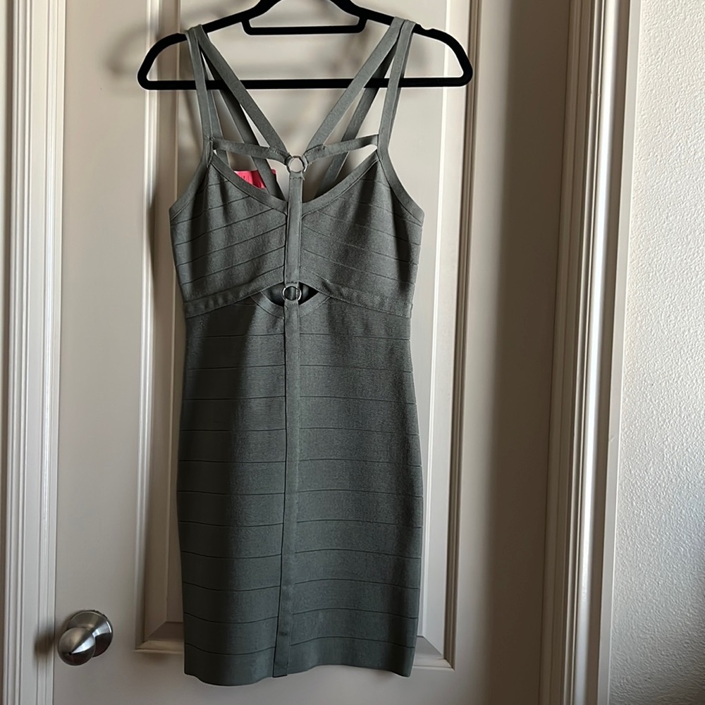 Bebe body con dress